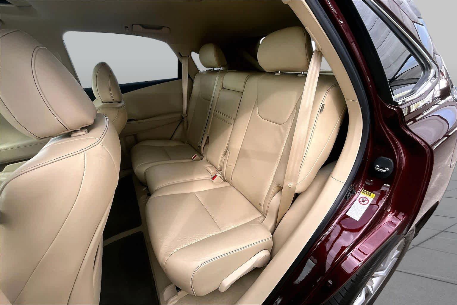 Used 2015 Claret Mica Lexus  image 21