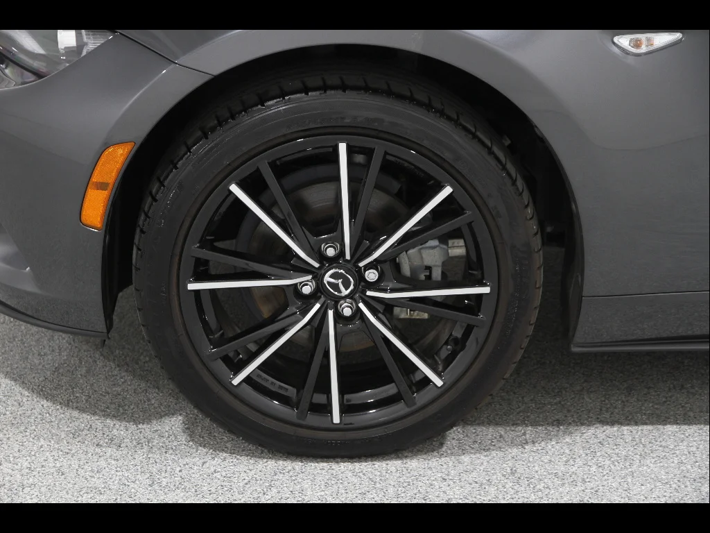 2025 Mazda MX-5 Miata Grand Touring - Photo 22