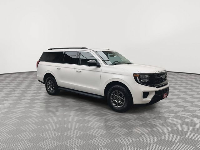 Used 2025 Star White Metallic Tri-Coat Ford Active image 35