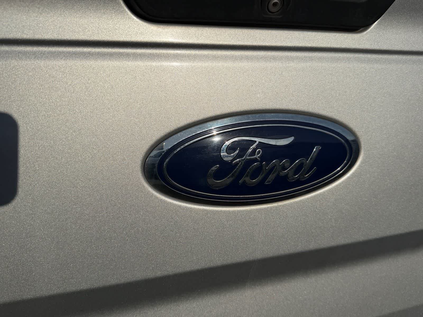 Used 2016 Ingot Silver Metallic Ford XL image 18