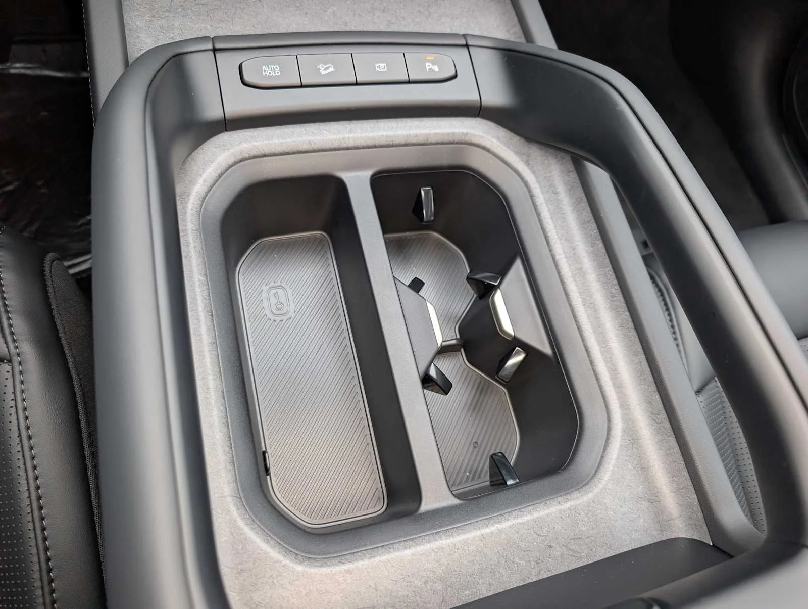 New 2027 Glacial White Pearl Kia S image 24