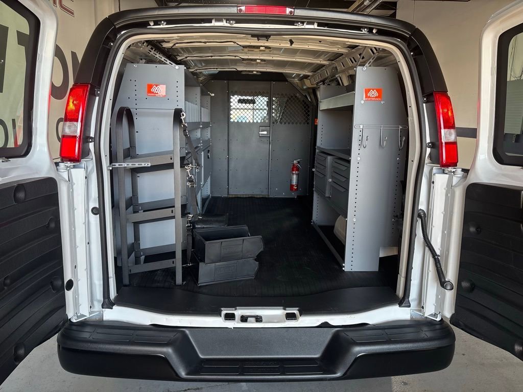2025 Chevrolet Express Cargo Work Van - Photo 11