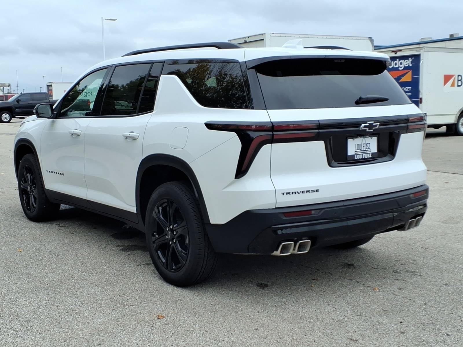 New 2027 Summit White Chevrolet LT image 4