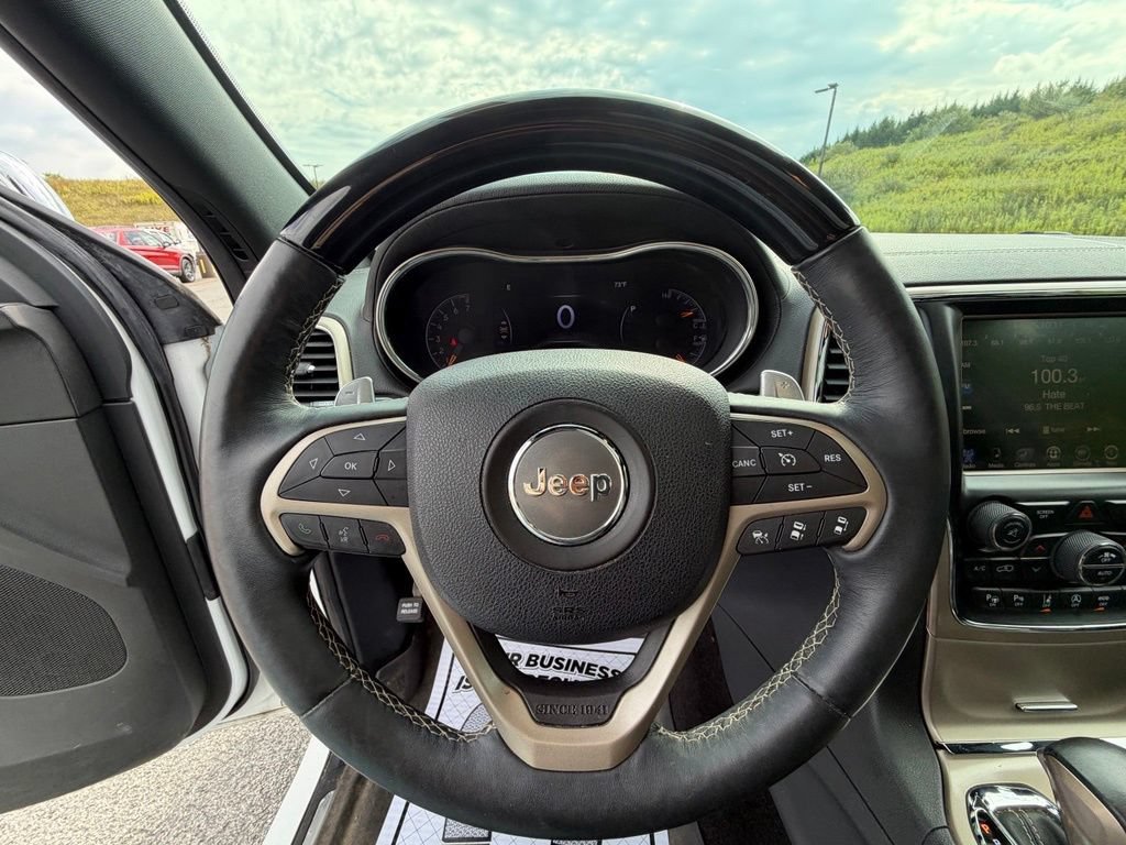 Used 2017 Bright White Clea Jeep Overland image 31