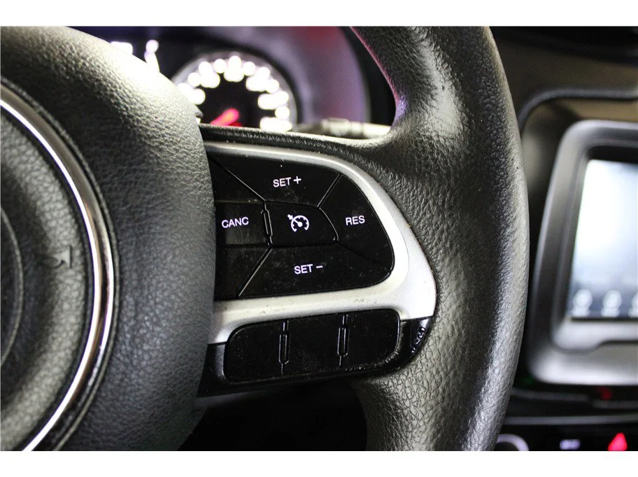 2020 Jeep Renegade Jeepster - Photo 26