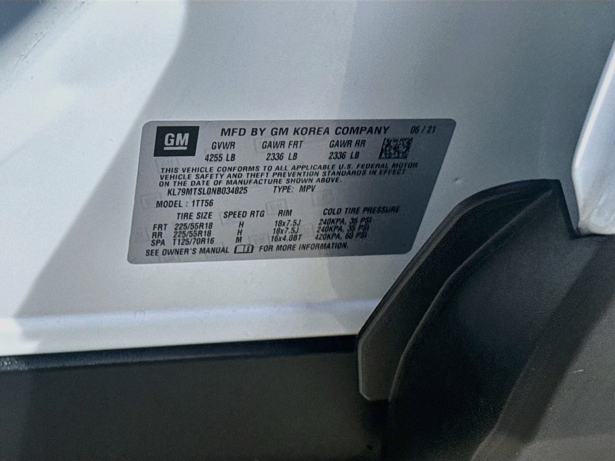 Used 2022 Summit White Chevrolet RS image 37