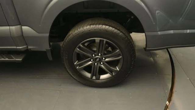 Certified Used 2023 Gray Metallic Ford XLT image 9