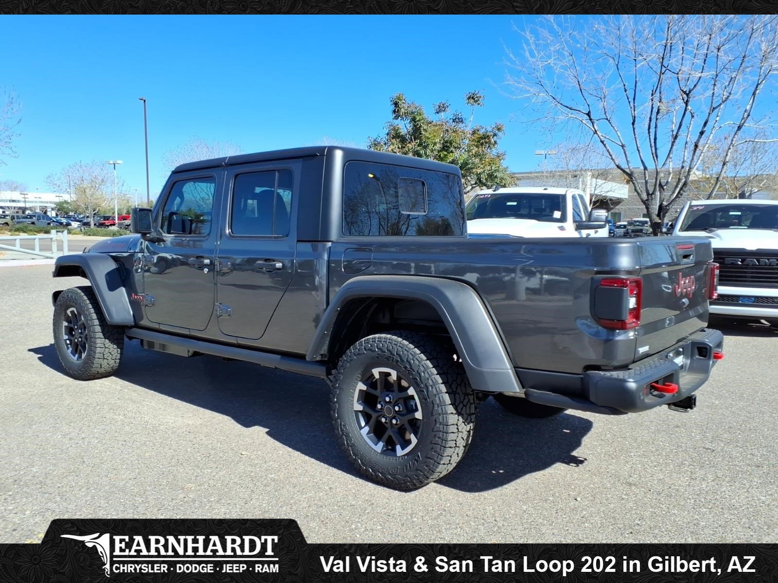 New 2026 Granite Crystal Metallic Clearcoat Jeep Rubicon image 4