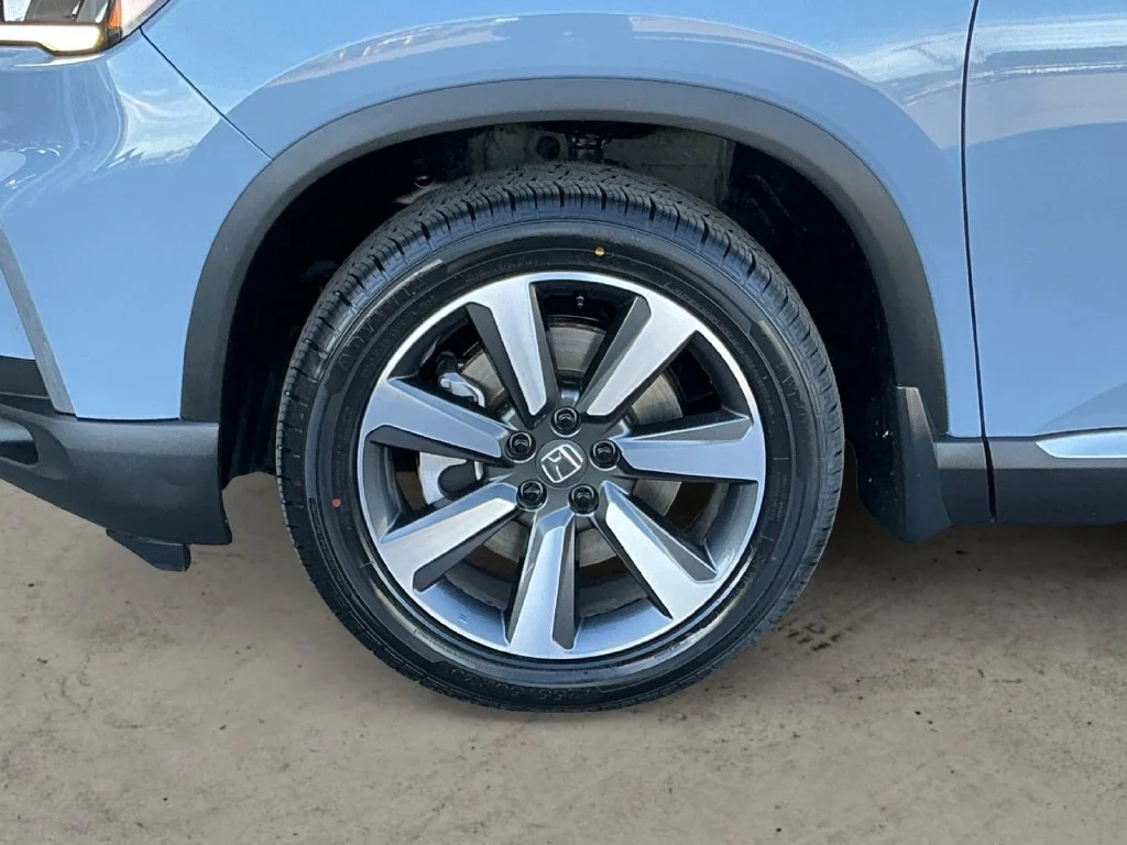 Used 2025 Blue Honda Touring image 13