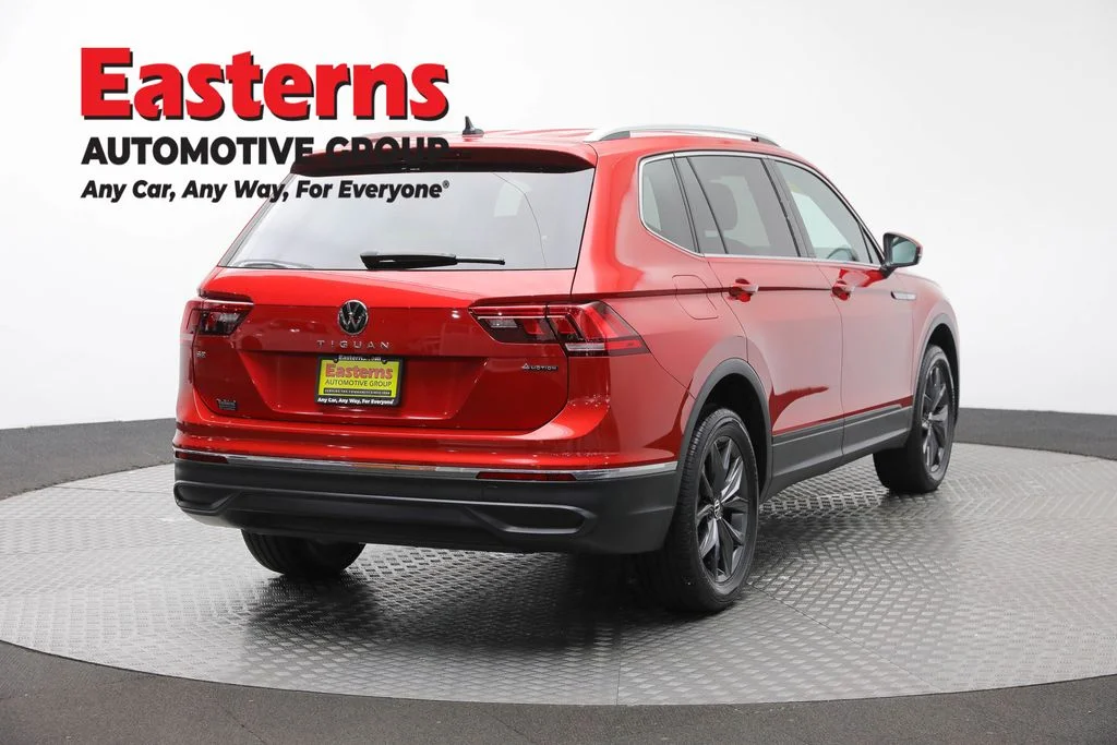 Used 2023 Red Volkswagen 2.0T SE image 5