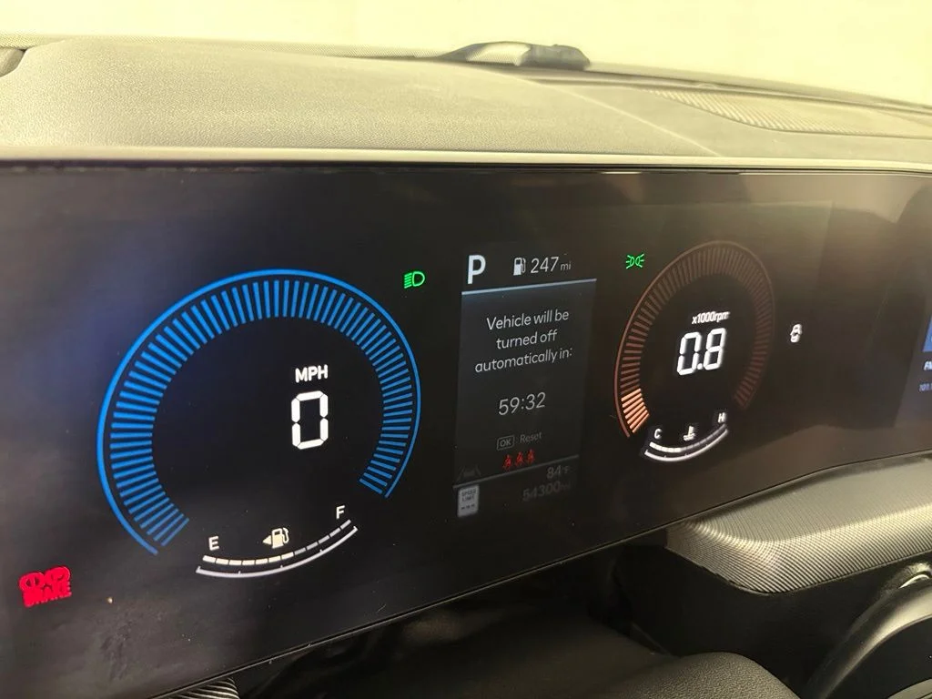 Used 2025 Red Hyundai SEL image 25