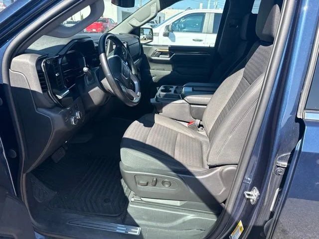 Used 2023 Blue GMC SLE image 11