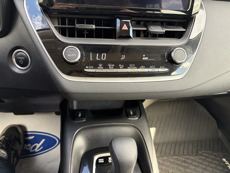 Used 2023 Silver Toyota LE image 9