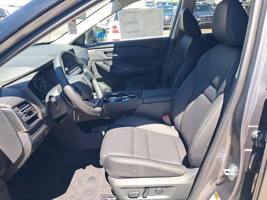New 2026 Gray Nissan Dark Armor image 10