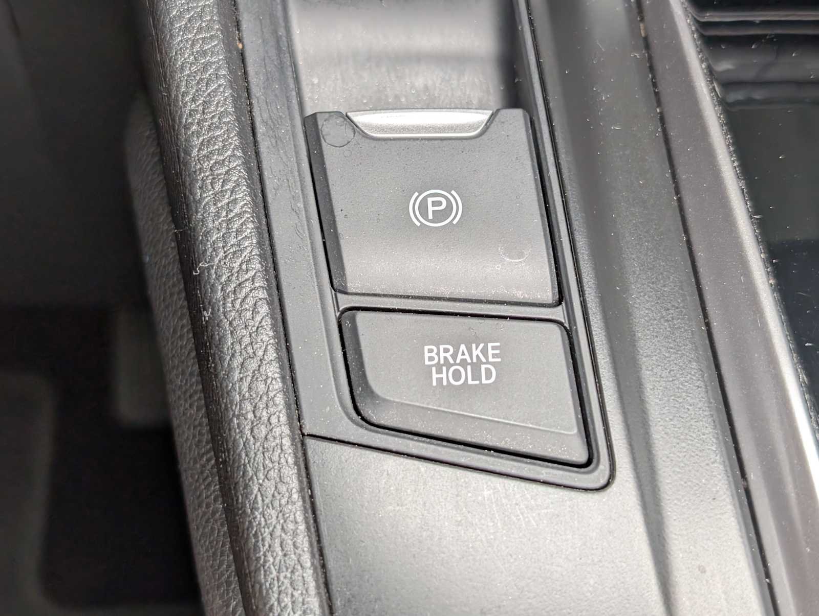 Used 2018 Obsidian Blue Pearl Honda Touring image 30