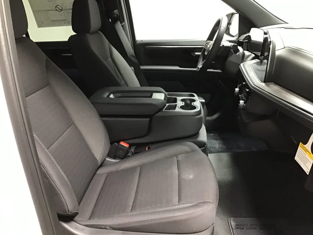 2026 Chevrolet Tahoe LS - Photo 8