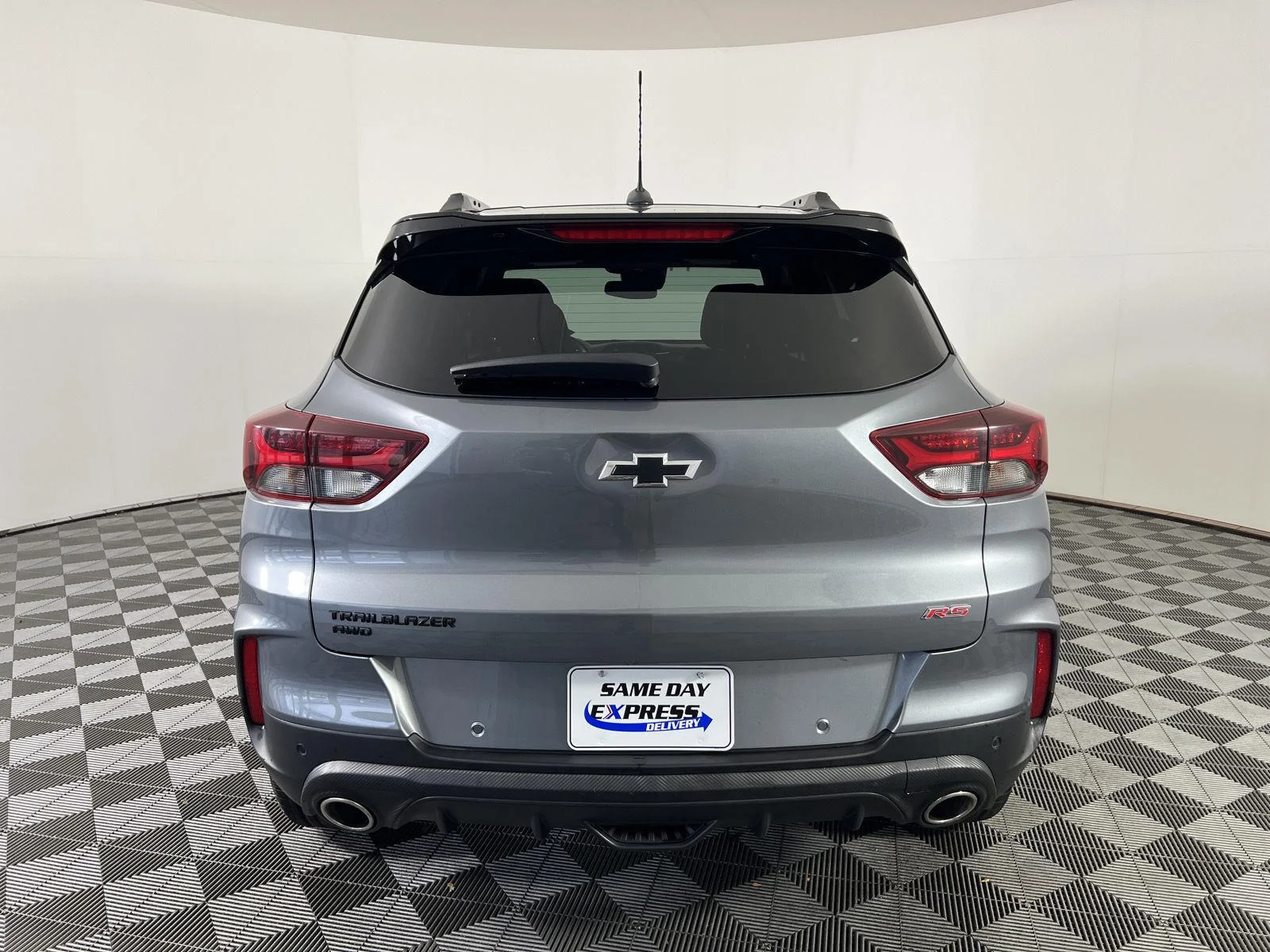 Used 2021 Satin Steel Metallic Chevrolet RS image 25