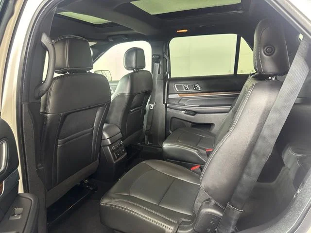 Used 2017 White Ford Limited image 12