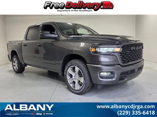 2026 RAM 1500 Express Crew Cab 5'7's photo