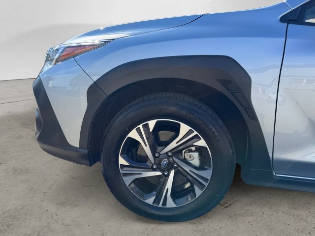 Certified Used 2026 Ice Silver Metallic Subaru Premium image 9