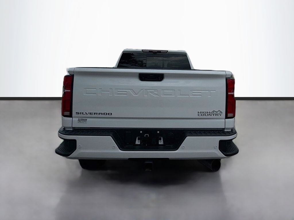 Used 2026 White Chevrolet High Country image 6