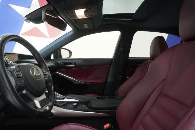 Used 2019  Lexus IS 300 F SPORT image 14