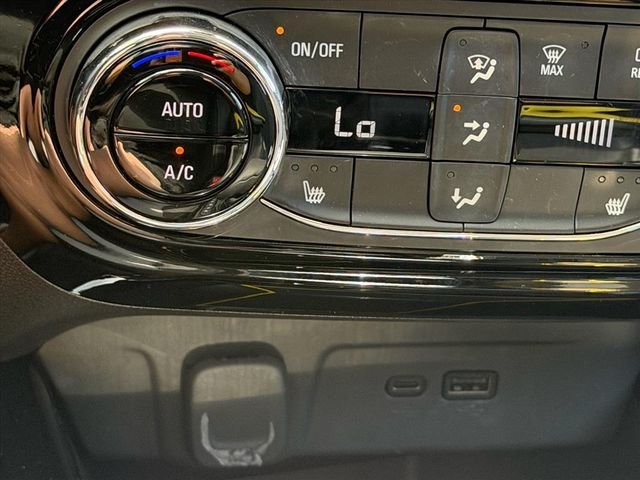Used 2024 White Chevrolet LT image 23