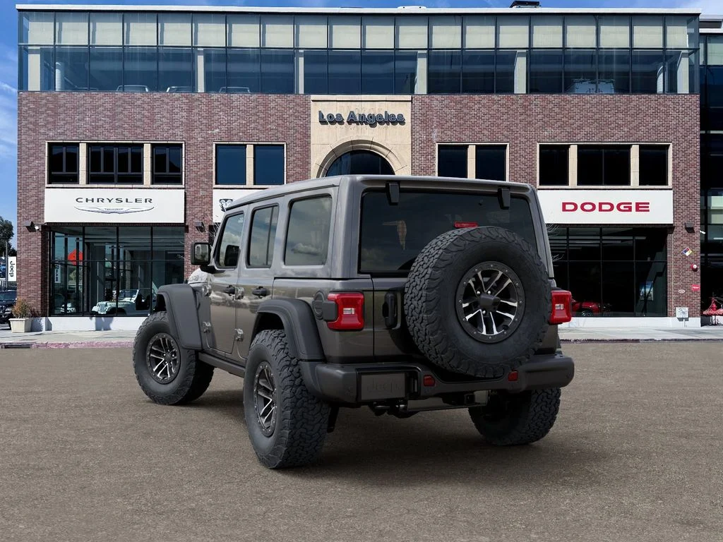 New 2026 Granite Crystal Metallic Clearcoat Jeep Moab 392 image 3