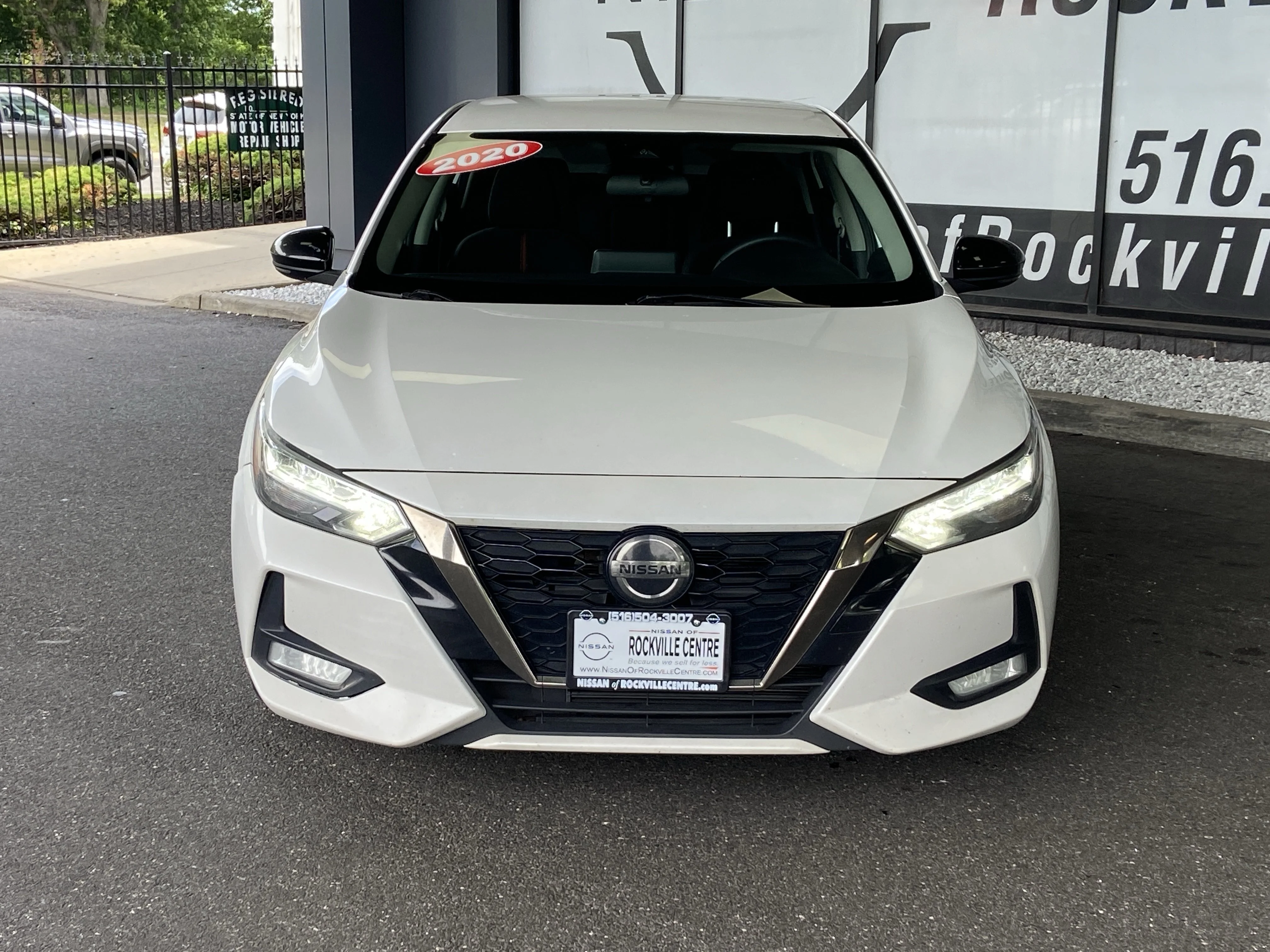 Used 2020 Aspen White Tricoat Nissan SR image 3