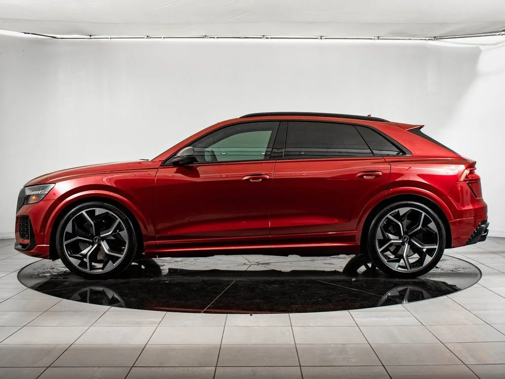 Certified Used 2024 Matador Red Audi 4.0T image 5