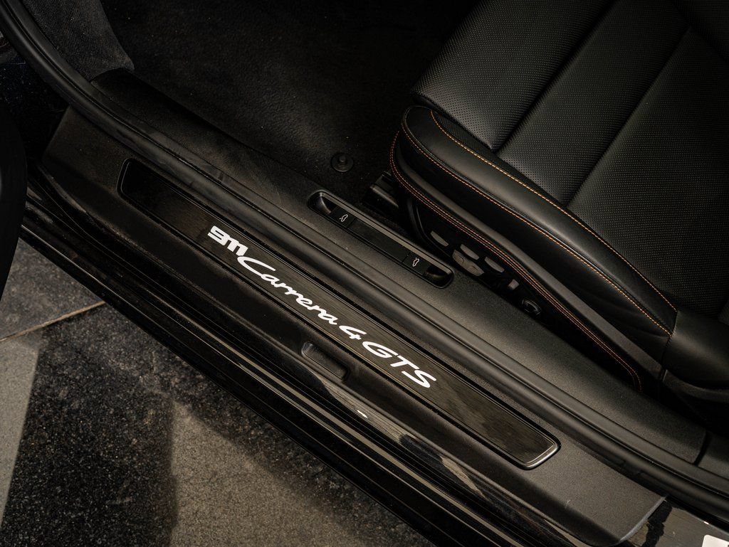 2025 Porsche 911 GTS - Photo 31