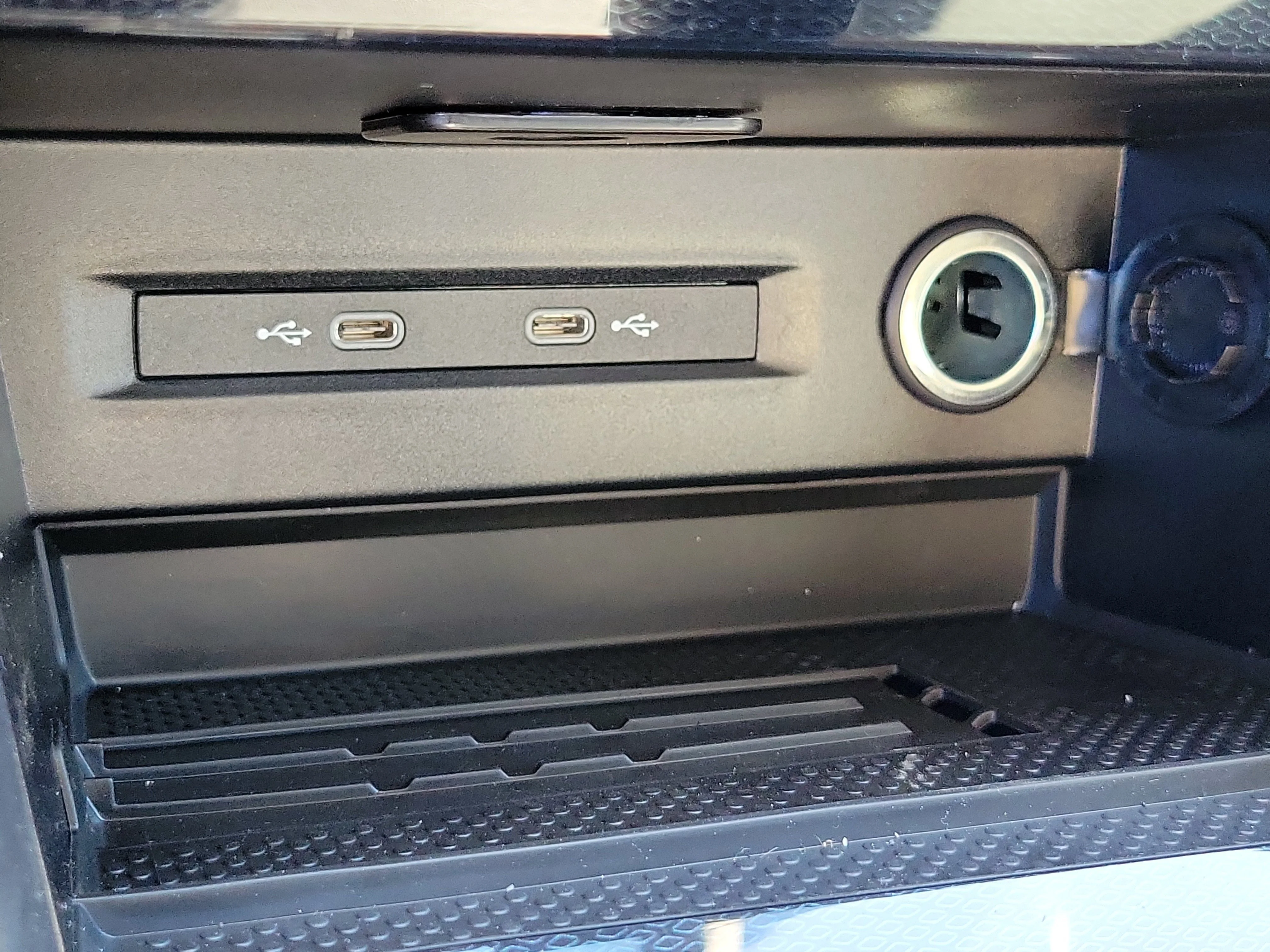New 2026 White Volkswagen 1.5T SE Black image 30