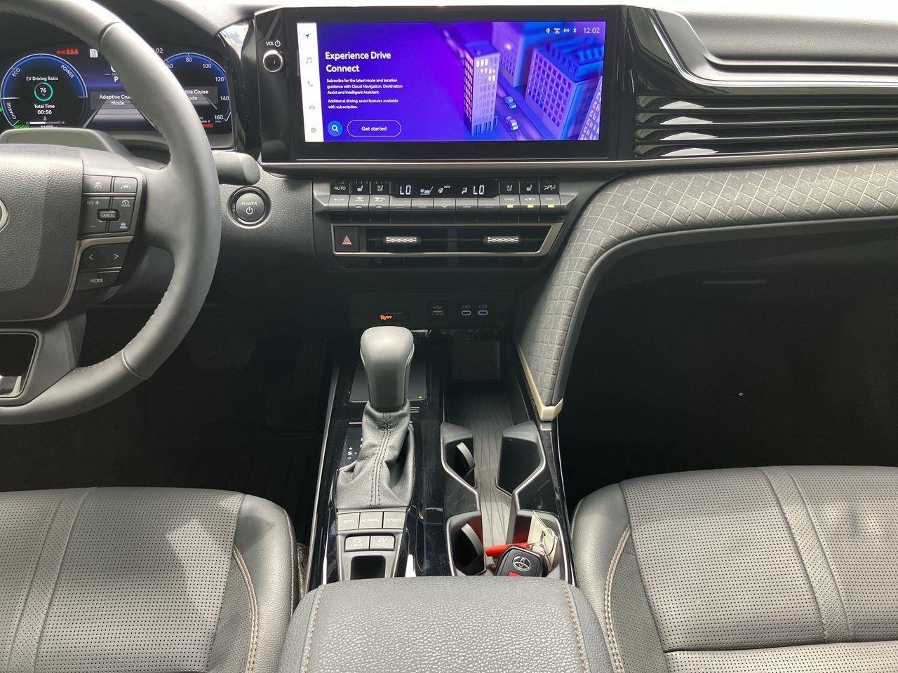 Used 2025 White (Wind Chill Pearl) Toyota XLE image 20