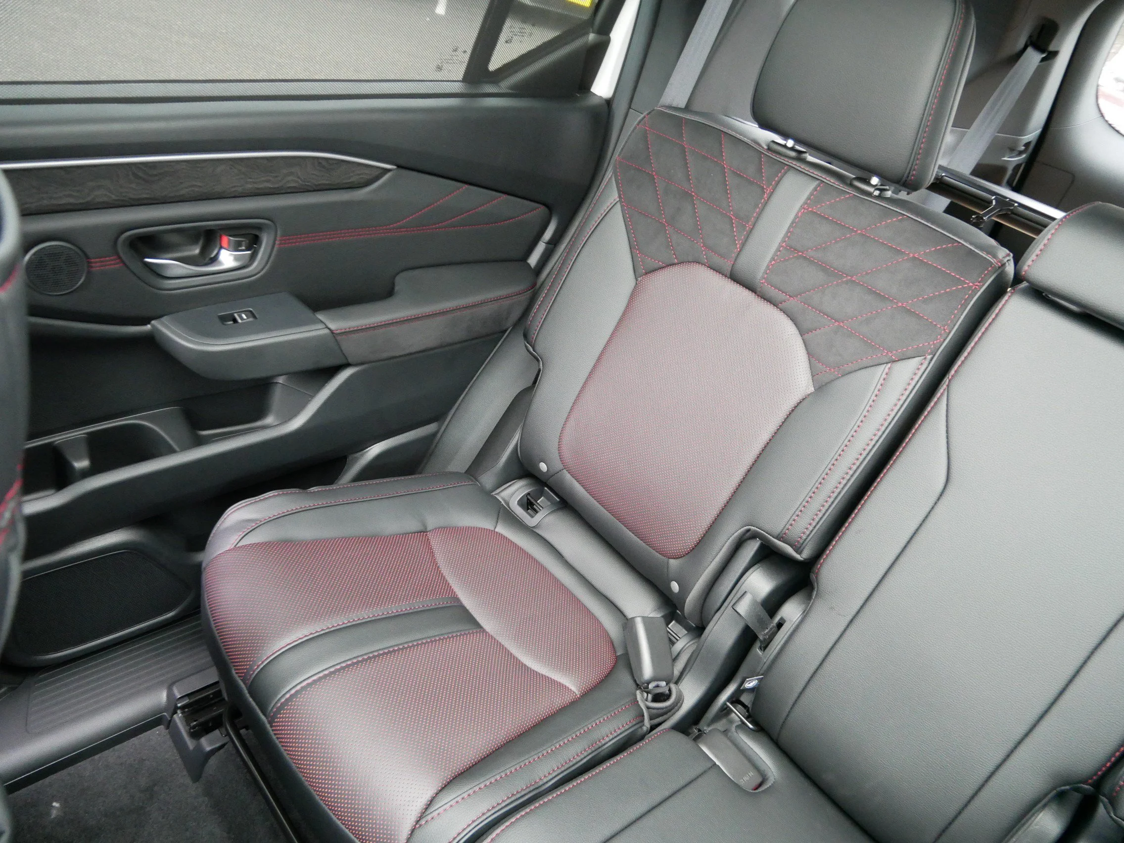 New 2026 Platinum White Pearl Honda Black Edition image 12