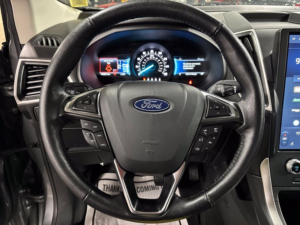 Used 2024 Gray Ford SEL image 21