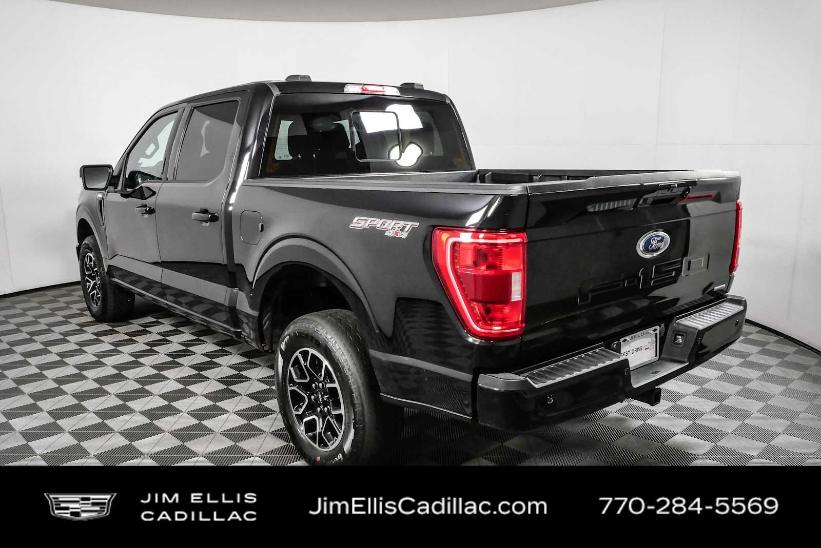 Used 2023 Agate Black Ford XLT image 28