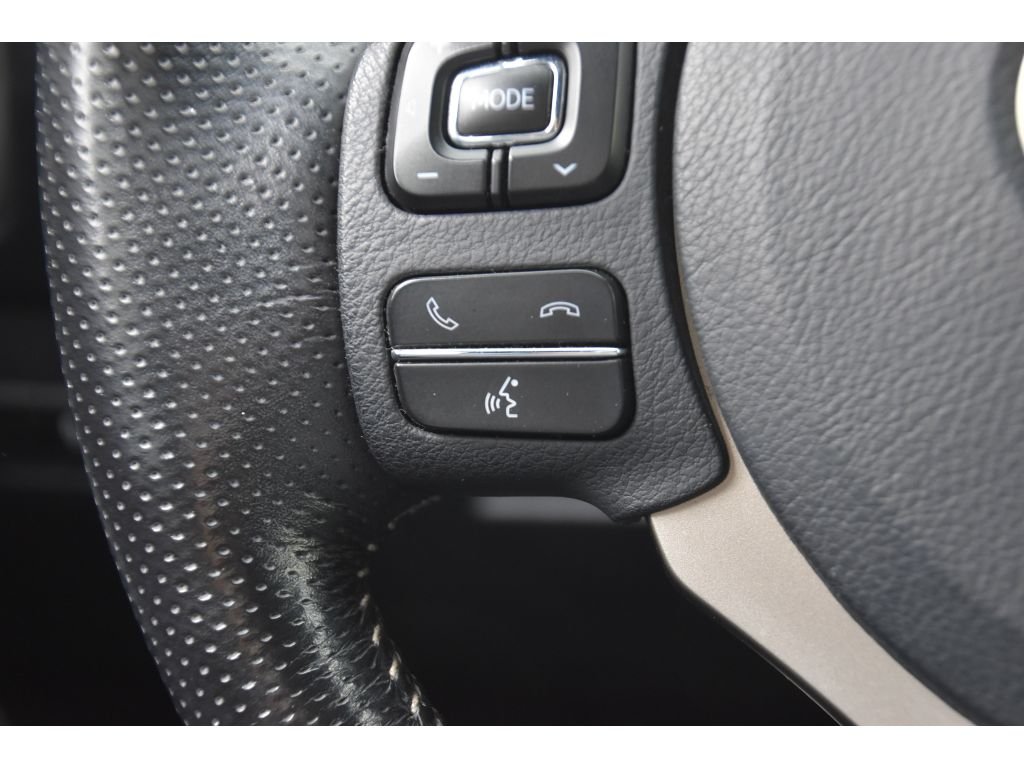 Used 2020 Ultra White Lexus F SPORT image 34