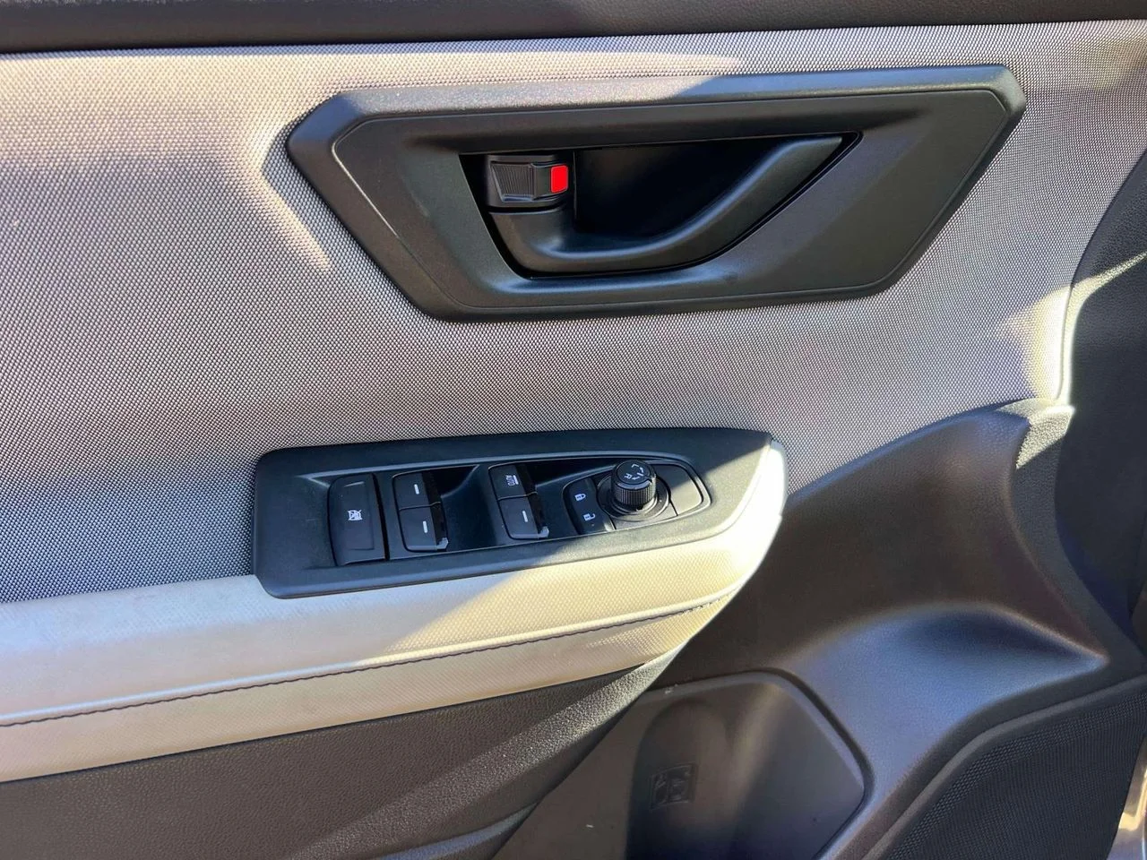 2025 Subaru Forester Base - Photo 14