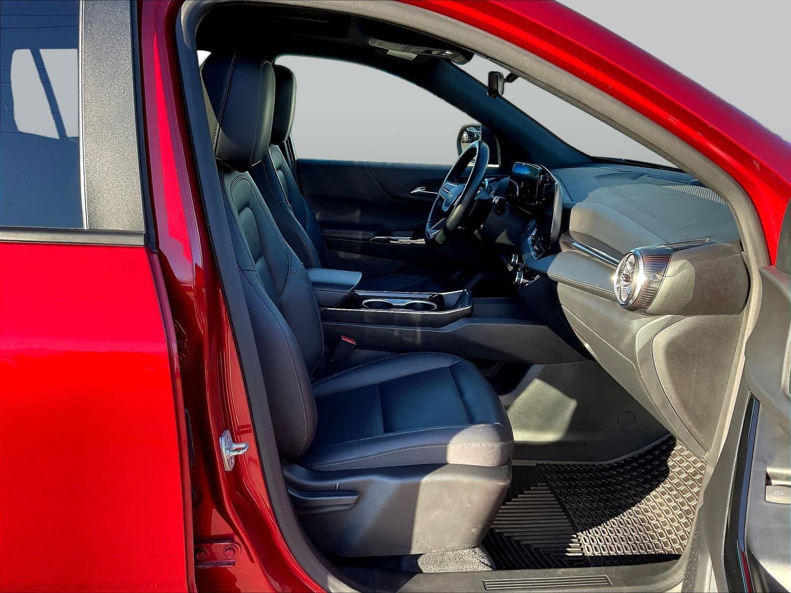 Certified Used 2025 Radiant Red Tintcoat Chevrolet LT image 31