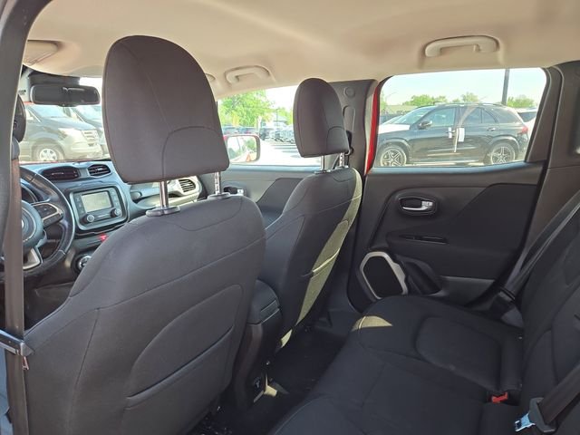 Used 2017 Red Jeep Latitude image 28