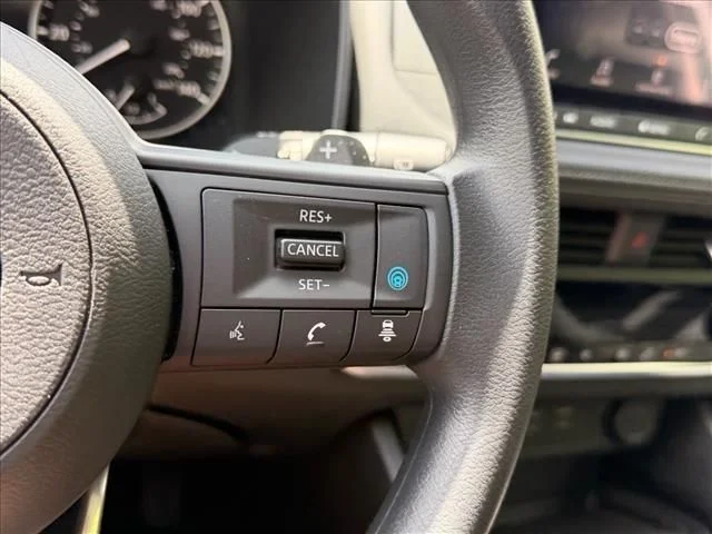 Used 2024 Silver Nissan SV image 18