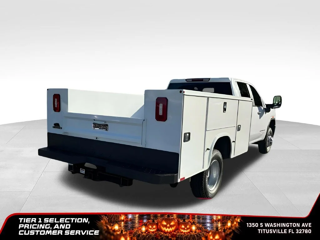 New 2026 Summit White GMC Pro image 9