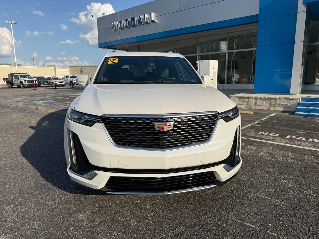 Used 2024 Crystal White Tricoat Cadillac Premium Luxury image 2