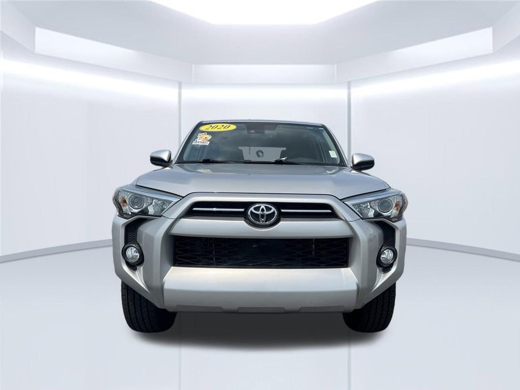 Used 2020 Classic Silver Metallic Toyota SR5 image 4