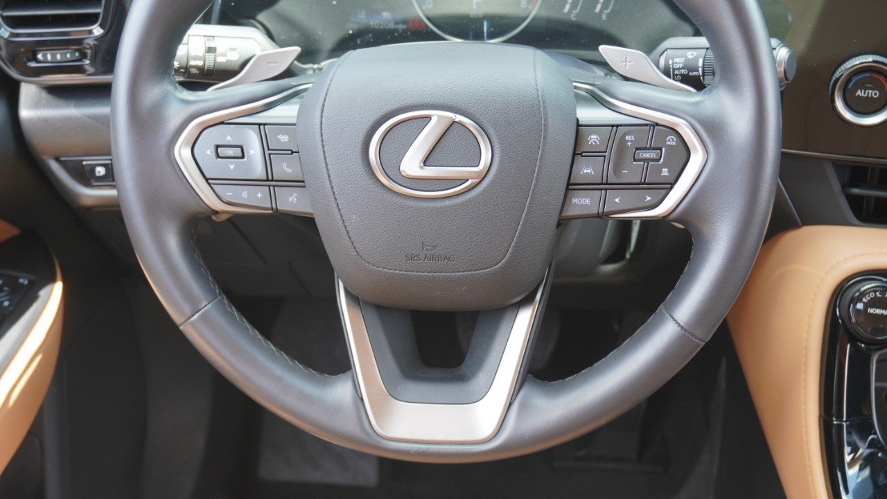 Certified Used 2025 EMINENT WHITE PEARL Lexus NX 350 Premium image 30