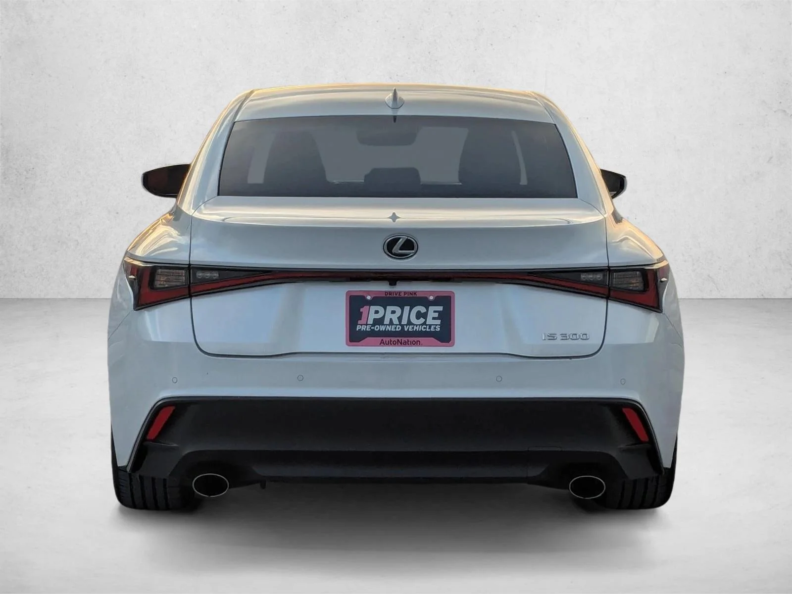 2024 Lexus IS 300 - Photo 7