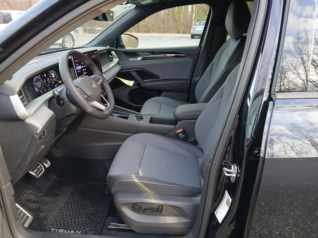 New 2026 Black Volkswagen 2.0T SE R-Line Black image 9