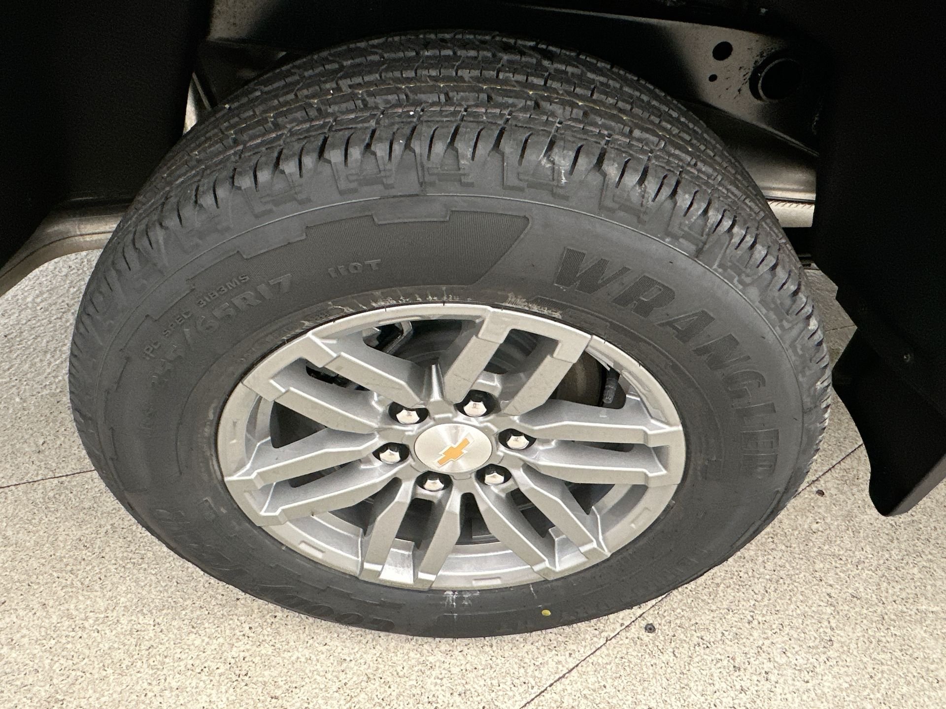 New 2026 Summit White Chevrolet LT image 82