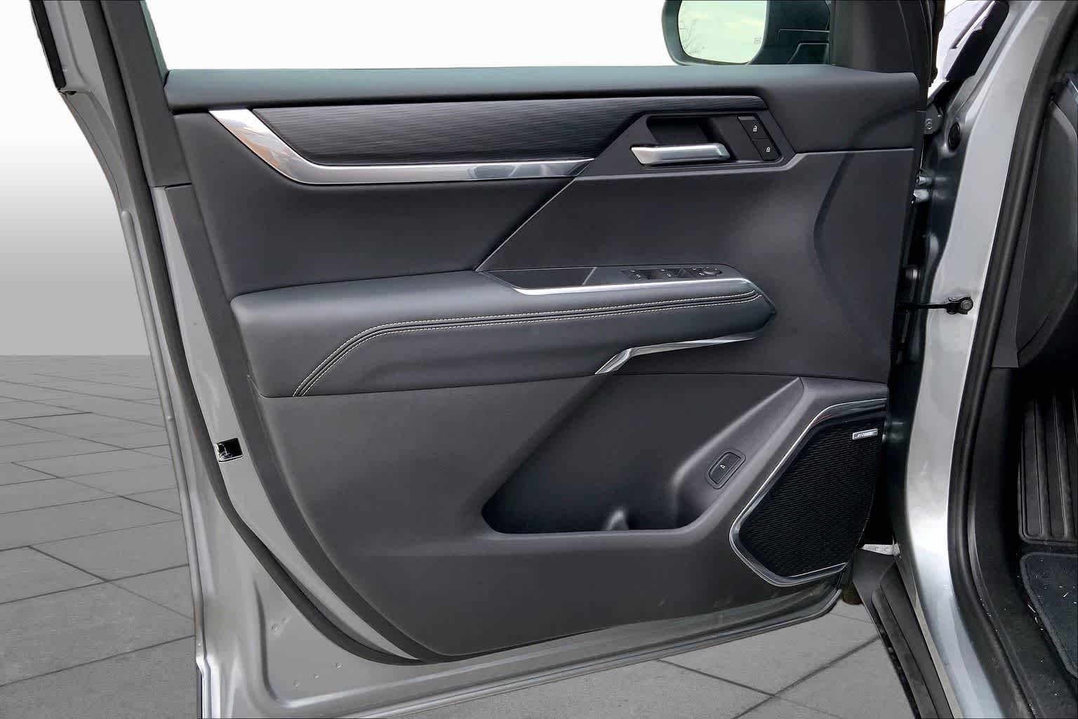 2026 GMC Acadia Elevation - Photo 10