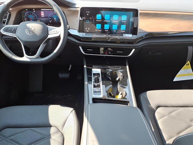 2026 Volkswagen Atlas SE w/Tech - Photo 17